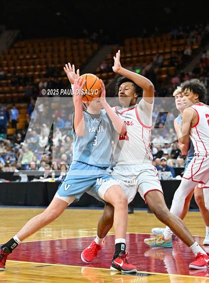 Thumbnail 2 in Valor Christian @ Eaglecrest (CHSAA 6A State Final) photogallery.