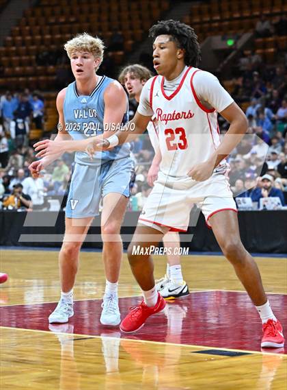 Thumbnail 1 in Valor Christian @ Eaglecrest (CHSAA 6A State Final) photogallery.