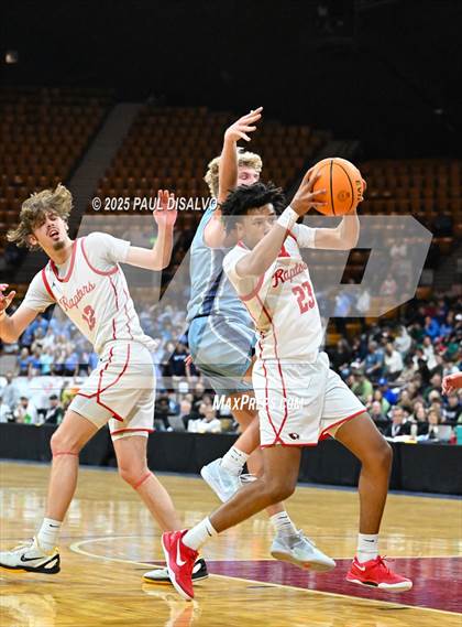 Thumbnail 2 in Valor Christian @ Eaglecrest (CHSAA 6A State Final) photogallery.