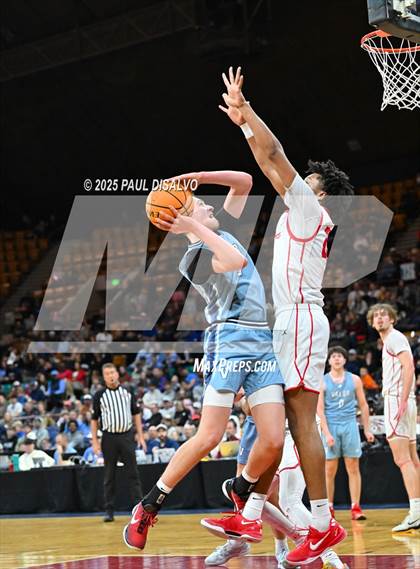 Thumbnail 3 in Valor Christian @ Eaglecrest (CHSAA 6A State Final) photogallery.