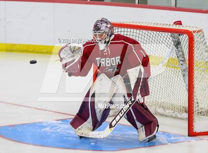 Thumbnail 3 in Tabor Academy vs. Deerfield Academy (St. Paul's Jamboree - Scrimmage) photogallery.