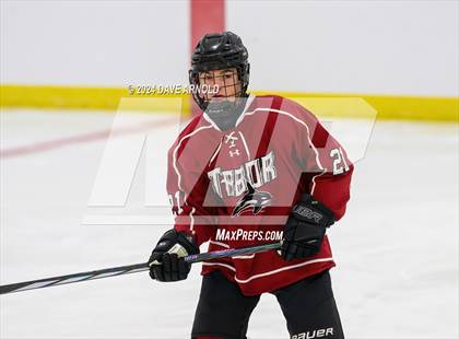 Thumbnail 3 in Tabor Academy vs. Deerfield Academy (St. Paul's Jamboree - Scrimmage) photogallery.