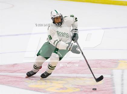 Thumbnail 3 in Tabor Academy vs. Deerfield Academy (St. Paul's Jamboree - Scrimmage) photogallery.