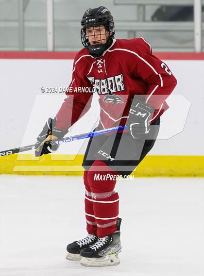 Thumbnail 1 in Tabor Academy vs. Deerfield Academy (St. Paul's Jamboree - Scrimmage) photogallery.
