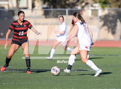 Thumbnail 1 in Lee Williams vs Mountain View (Coyote Classic Tournament) photogallery.