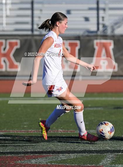 Thumbnail 1 in Lee Williams vs Mountain View (Coyote Classic Tournament) photogallery.