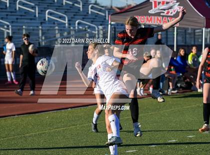 Thumbnail 2 in Lee Williams vs Mountain View (Coyote Classic Tournament) photogallery.