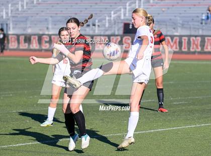 Thumbnail 1 in Lee Williams vs Mountain View (Coyote Classic Tournament) photogallery.