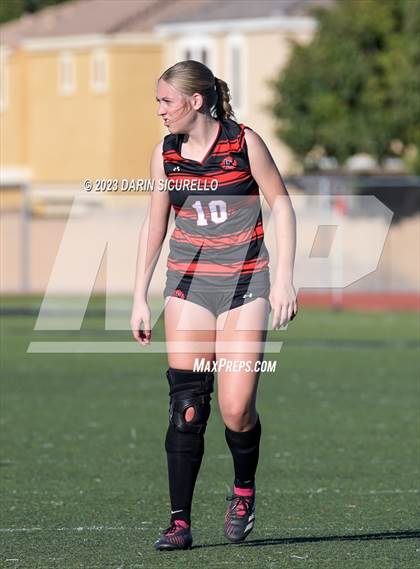 Thumbnail 2 in Lee Williams vs Mountain View (Coyote Classic Tournament) photogallery.