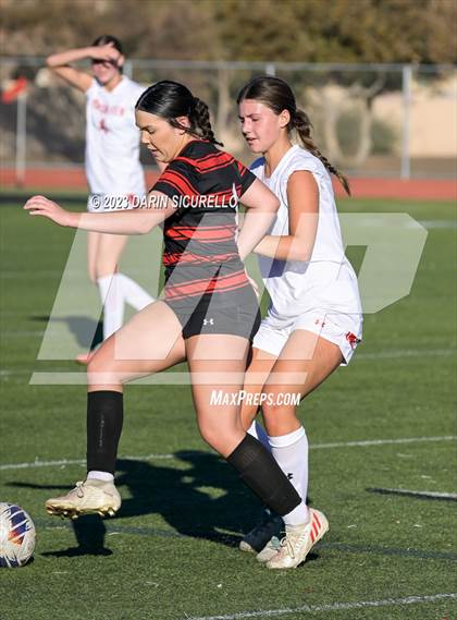 Thumbnail 2 in Lee Williams vs Mountain View (Coyote Classic Tournament) photogallery.