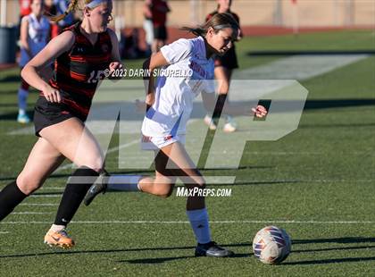 Thumbnail 3 in Lee Williams vs Mountain View (Coyote Classic Tournament) photogallery.