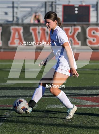 Thumbnail 2 in Lee Williams vs Mountain View (Coyote Classic Tournament) photogallery.