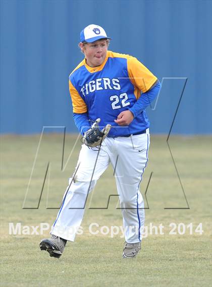 Thumbnail 1 in Tom Bean vs. Bland (Leonard Tournament) photogallery.