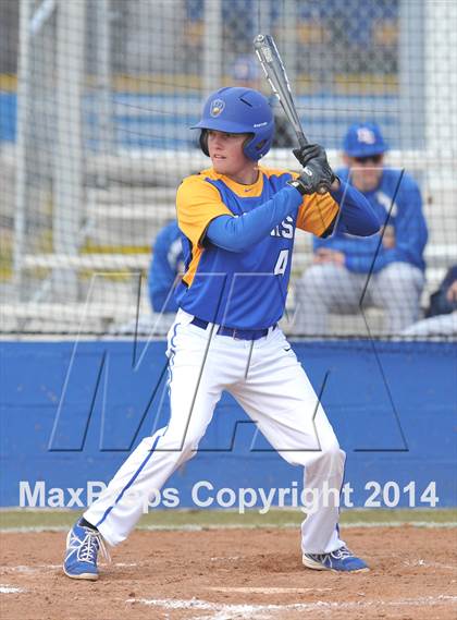 Thumbnail 2 in Tom Bean vs. Bland (Leonard Tournament) photogallery.