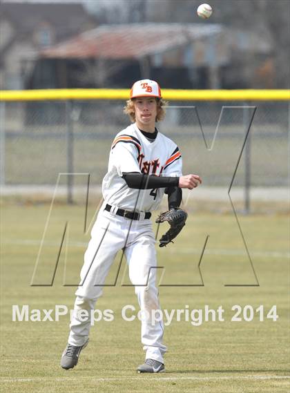 Thumbnail 2 in Tom Bean vs. Bland (Leonard Tournament) photogallery.