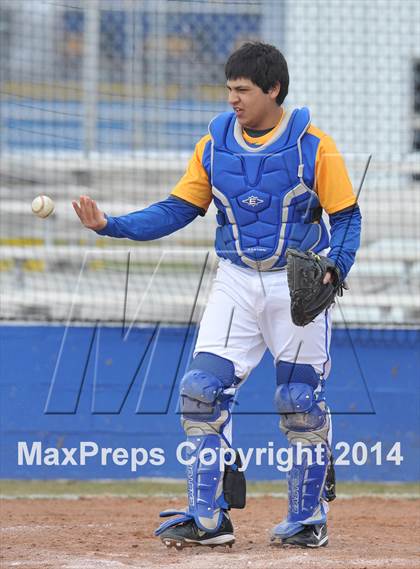 Thumbnail 3 in Tom Bean vs. Bland (Leonard Tournament) photogallery.