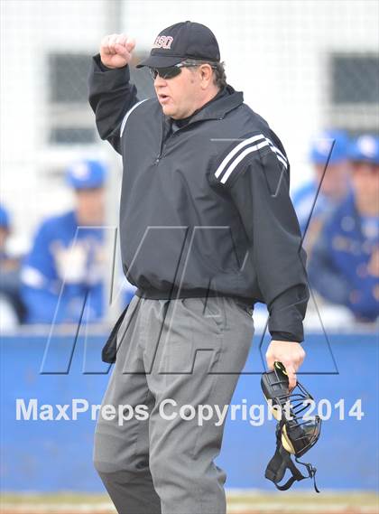 Thumbnail 3 in Tom Bean vs. Bland (Leonard Tournament) photogallery.