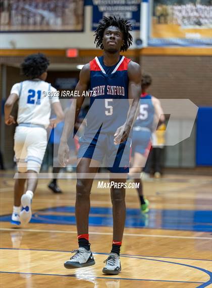 Thumbnail 2 in Terry Sanford @ Westover photogallery.