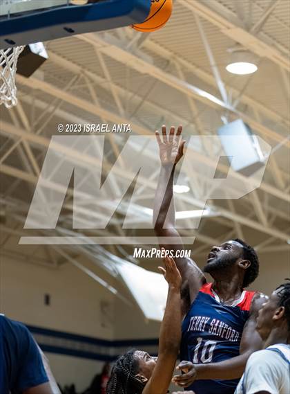 Thumbnail 3 in Terry Sanford @ Westover photogallery.