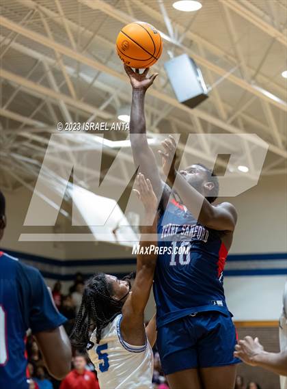 Thumbnail 1 in Terry Sanford @ Westover photogallery.