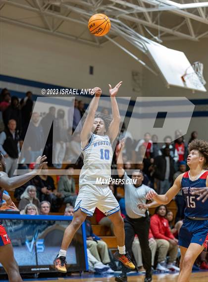 Thumbnail 3 in Terry Sanford @ Westover photogallery.