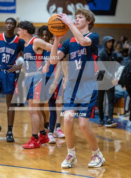 Thumbnail 2 in Terry Sanford @ Westover photogallery.