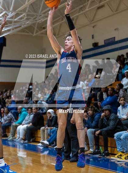 Thumbnail 2 in Terry Sanford @ Westover photogallery.