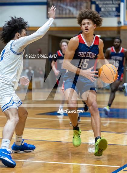 Thumbnail 1 in Terry Sanford @ Westover photogallery.