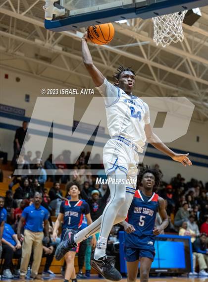 Thumbnail 2 in Terry Sanford @ Westover photogallery.