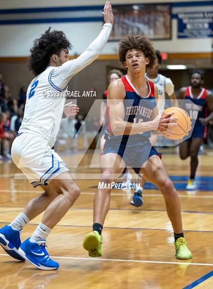 Thumbnail 1 in Terry Sanford @ Westover photogallery.