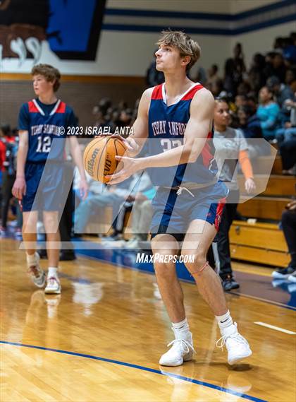 Thumbnail 1 in Terry Sanford @ Westover photogallery.