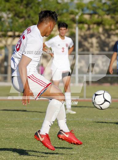 null - Photo 01
