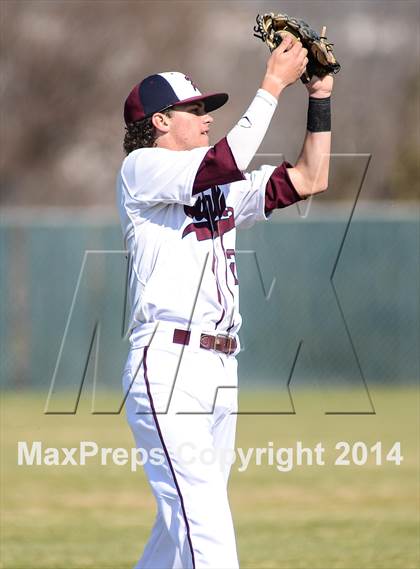 Thumbnail 2 in Grapevine vs Rowlett (Highland Park Scotland Yard Classic) photogallery.