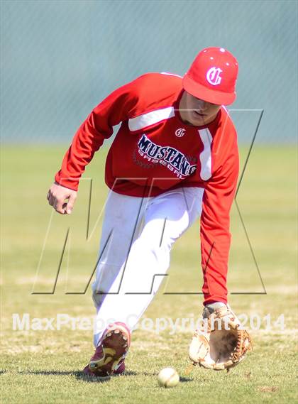 Thumbnail 2 in Grapevine vs Rowlett (Highland Park Scotland Yard Classic) photogallery.