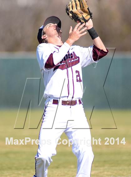 Thumbnail 1 in Grapevine vs Rowlett (Highland Park Scotland Yard Classic) photogallery.