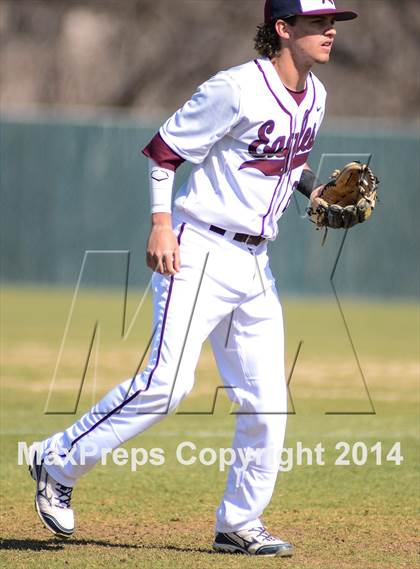 Thumbnail 2 in Grapevine vs Rowlett (Highland Park Scotland Yard Classic) photogallery.