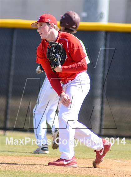Thumbnail 3 in Grapevine vs Rowlett (Highland Park Scotland Yard Classic) photogallery.