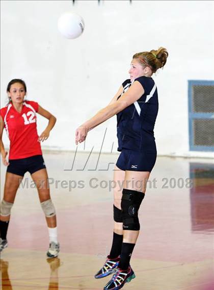 Thumbnail 1 in Las Lomas @ Campolindo photogallery.