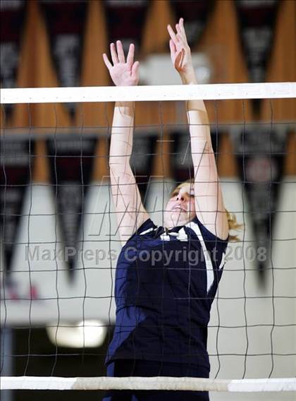 Thumbnail 3 in Las Lomas @ Campolindo photogallery.