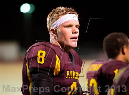 Thumbnail 1 in Saugus @ Simi Valley photogallery.