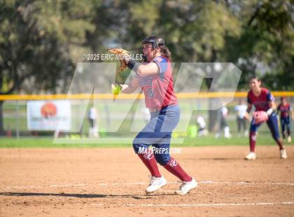 Thumbnail 2 in Steele Canyon vs. Maranatha Christian (Cougar Classic) photogallery.