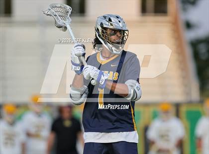 Thumbnail 3 in St. Thomas vs Jupiter (FHSAA 2A Regional Final) photogallery.