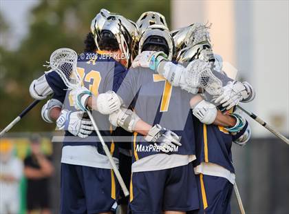 Thumbnail 2 in St. Thomas vs Jupiter (FHSAA 2A Regional Final) photogallery.