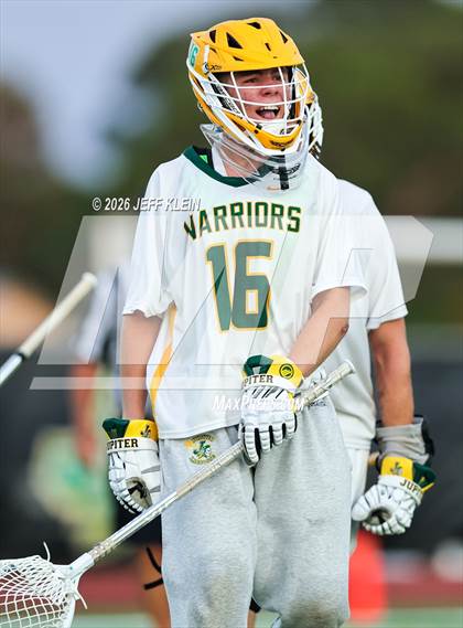 Thumbnail 2 in St. Thomas vs Jupiter (FHSAA 2A Regional Final) photogallery.