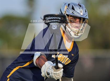Thumbnail 2 in St. Thomas vs Jupiter (FHSAA 2A Regional Final) photogallery.