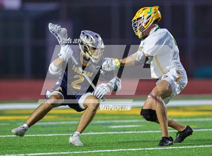Thumbnail 3 in St. Thomas vs Jupiter (FHSAA 2A Regional Final) photogallery.