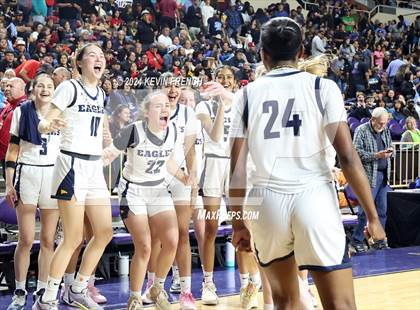 Thumbnail 2 in  Phoenix Country Day (AIA - 2A Final Awards) photogallery.