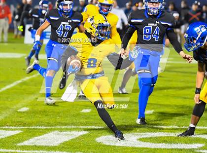 Thumbnail 2 in Chandler vs. Northwestern (GEICO State Champions Bowl Series) photogallery.