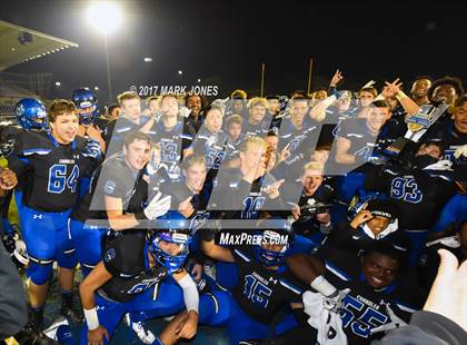 Thumbnail 2 in Chandler vs. Northwestern (GEICO State Champions Bowl Series) photogallery.
