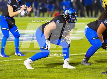 Thumbnail 1 in Chandler vs. Northwestern (GEICO State Champions Bowl Series) photogallery.